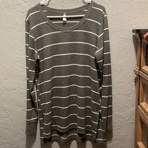 Vanity long-sleeved top